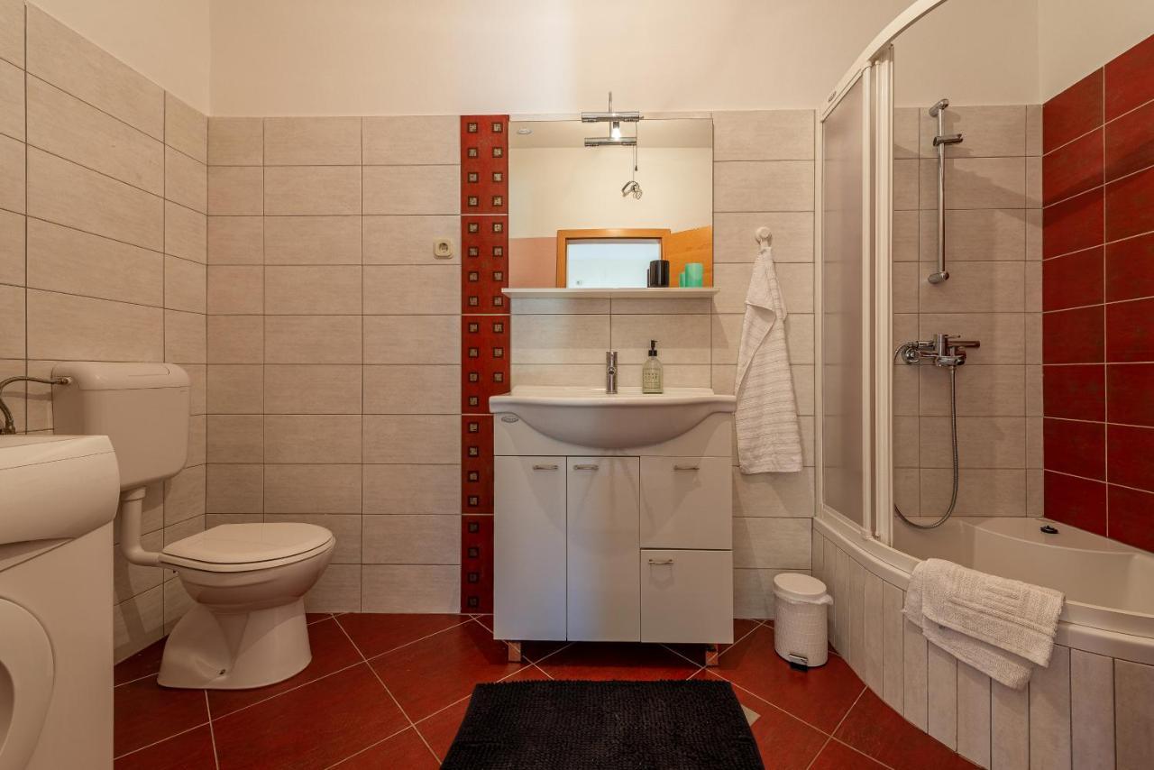 Apartment Brgacelj カリ エクステリア 写真